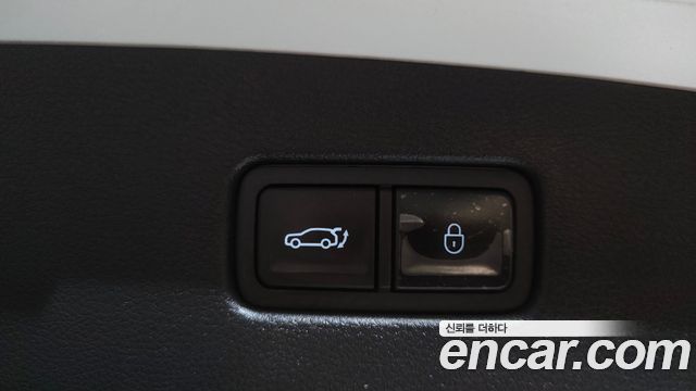 Genesis GV70 2.5T Gasoline AWD 2023 — фото 31