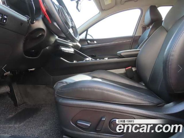 Kia K5 (III) 2.0 Prestige 2023 — фото 17