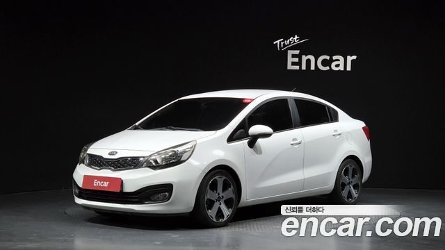 Kia Pride 1.6 GDI Sedan Prestige