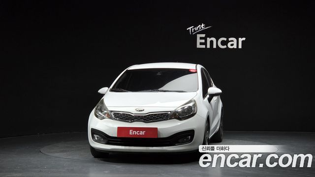 Kia Pride 1.6 GDI Sedan Prestige 2013 — фото 3