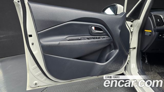 Kia Pride 1.6 GDI Sedan Prestige 2013 — фото 24