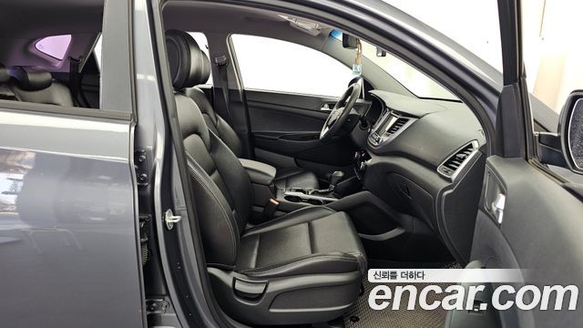 Hyundai Tucson Diesel 1.7 2WD Style 2016 — фото 11