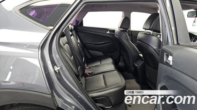 Hyundai Tucson Diesel 1.7 2WD Style 2016 — фото 12