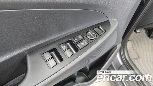 Hyundai Tucson Diesel 1.7 2WD Style 2016 — фото 19