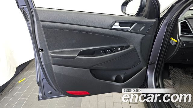 Hyundai Tucson Diesel 1.7 2WD Style 2016 — фото 24