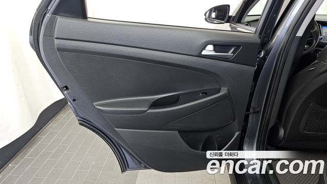 Hyundai Tucson Diesel 1.7 2WD Style 2016 — фото 25