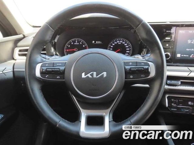 Kia K5 (III) 2.0 Prestige 2023 — фото 10
