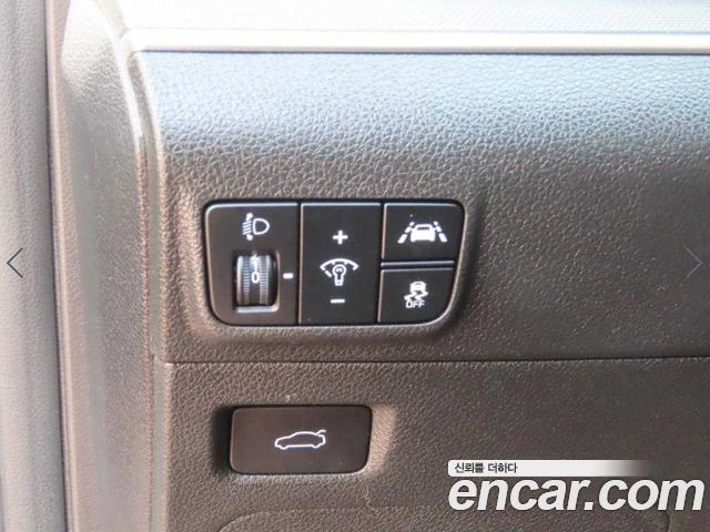 Kia K5 (III) 2.0 Prestige 2023 — фото 16