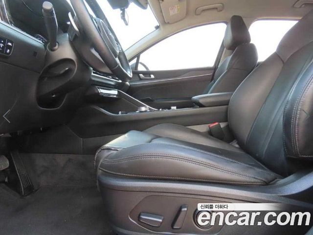Kia K5 (III) 2.0 Prestige 2023 — фото 18