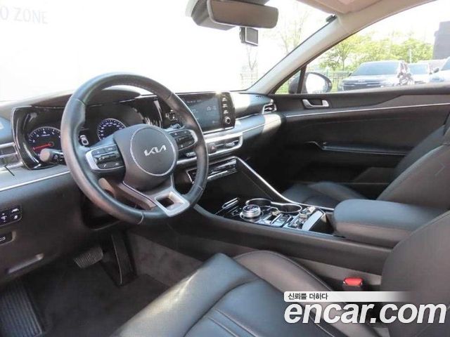Kia K5 (III) 2.0 Prestige 2023 — фото 19