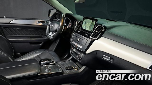 Mercedes-Benz GLE-Class (W166) GLE350 d 4MATIC Coupe 2017 — фото 17