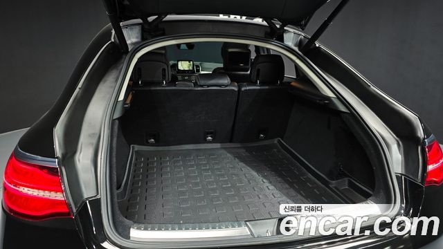 Mercedes-Benz GLE-Class (W166) GLE350 d 4MATIC Coupe 2017 — фото 19