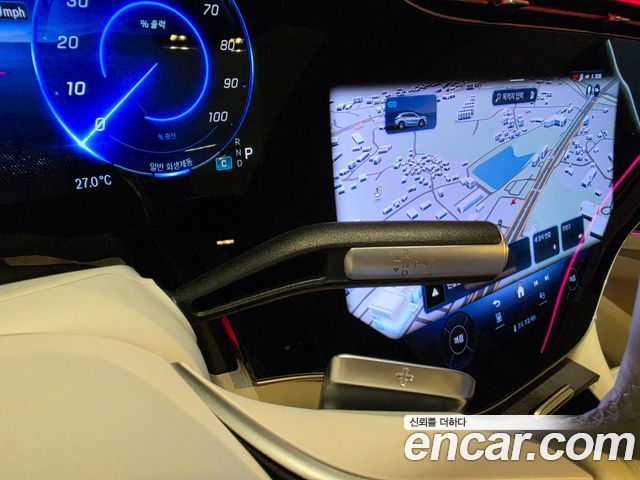 Mercedes-Benz EQS SUV (X296) EQS450 4MATIC 2025 — фото 9