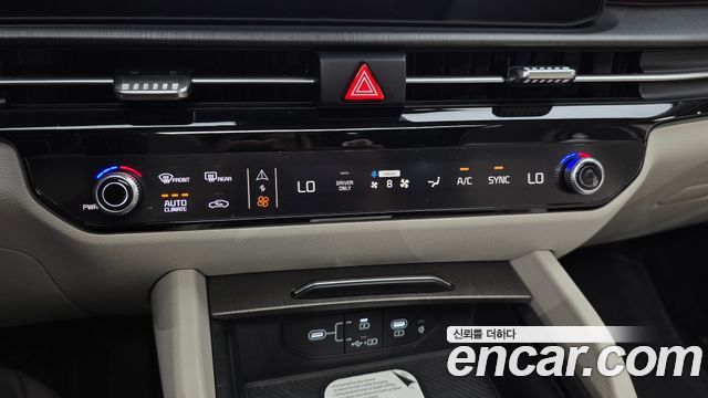 Kia Sportage Hybrid (V) HEV 1.6 2WD Signature 2026 — фото 32