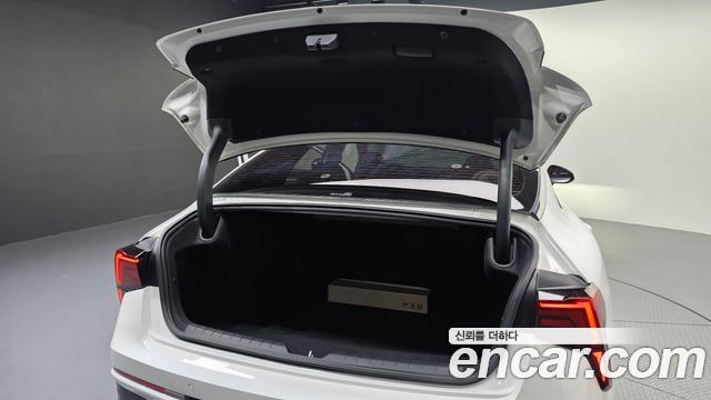 Kia K5 (III) 1.6 Turbo Prestige 2024 — фото 31