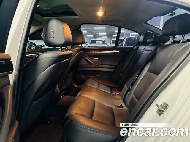 BMW 5 Series (F10) 520d xDrive M Aero Dynamic 2016 — фото 6