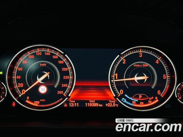 BMW 5 Series (F10) 520d xDrive M Aero Dynamic 2016 — фото 8