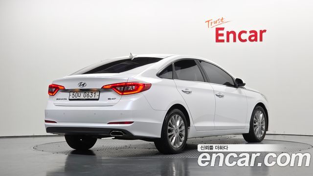 Hyundai Sonata (LF) 1.7 Diesel Smart Special 2016 — фото 2