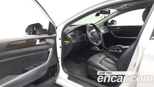 Hyundai Sonata (LF) 1.7 Diesel Smart Special 2016 — фото 10