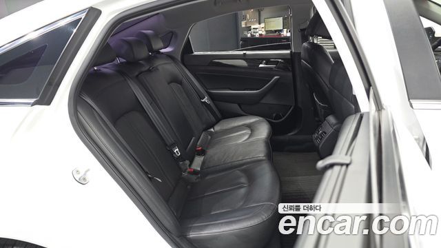 Hyundai Sonata (LF) 1.7 Diesel Smart Special 2016 — фото 16