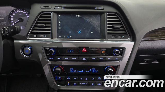 Hyundai Sonata (LF) 1.7 Diesel Smart Special 2016 — фото 18