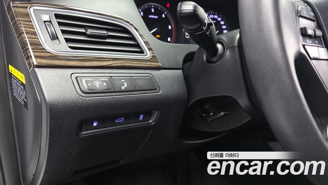 Hyundai Sonata (LF) 1.7 Diesel Smart Special 2016 — фото 21