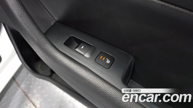 Hyundai Sonata (LF) 1.7 Diesel Smart Special 2016 — фото 23