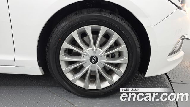 Hyundai Sonata (LF) 1.7 Diesel Smart Special 2016 — фото 27