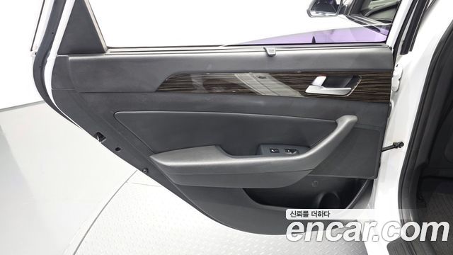 Hyundai Sonata (LF) 1.7 Diesel Smart Special 2016 — фото 31