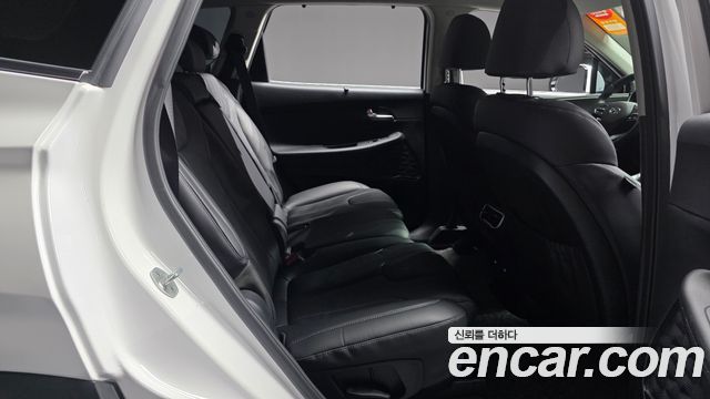 Hyundai Santa Fe Gasoline 2.5T 2WD Prestige 2021 — фото 11