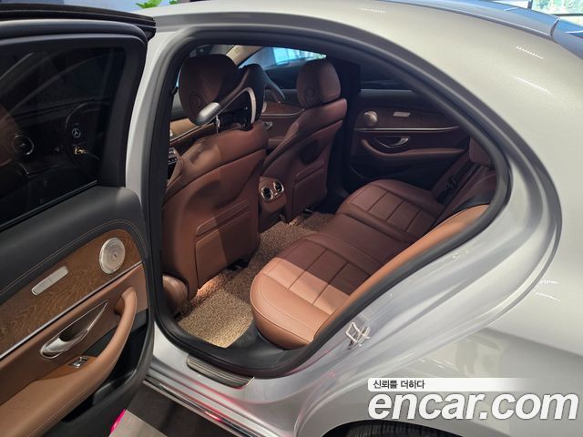 Mercedes-Benz E-Class (W213) E250 Exclusive 2021 — фото 15