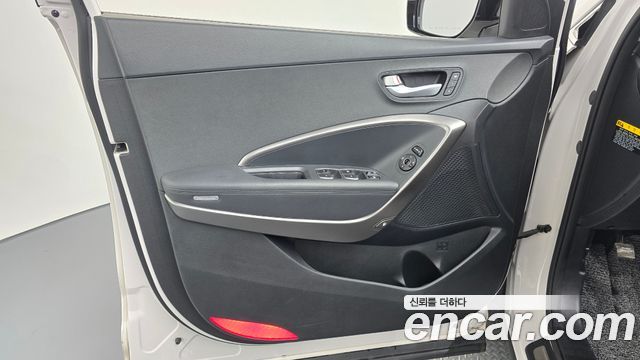 Hyundai Santa Fe The Prime Diesel 2.0 2WD Exclusive 2016 — фото 24
