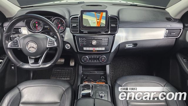 Mercedes-Benz GLE-Class (W166) GLE350 d 4MATIC Coupe 2017 — фото 7