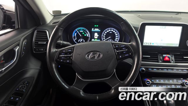 Hyundai Grandeur Hybrid (IG) Exclusive 2018 — фото 12