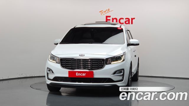 Kia Carnival 11-Seater Prestige 2020 — фото 3