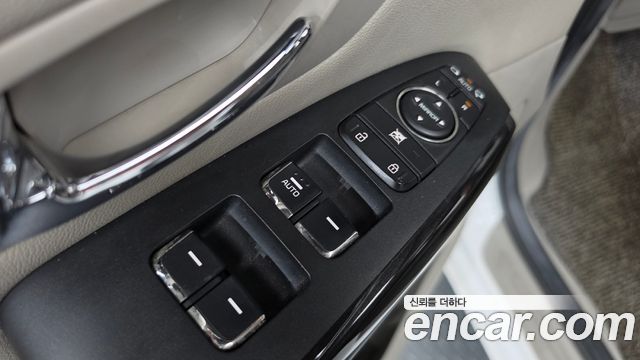 Kia Carnival 11-Seater Prestige 2020 — фото 30