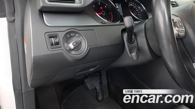 Volkswagen CC 2.0 TDI BlueMotion 2014 — фото 17
