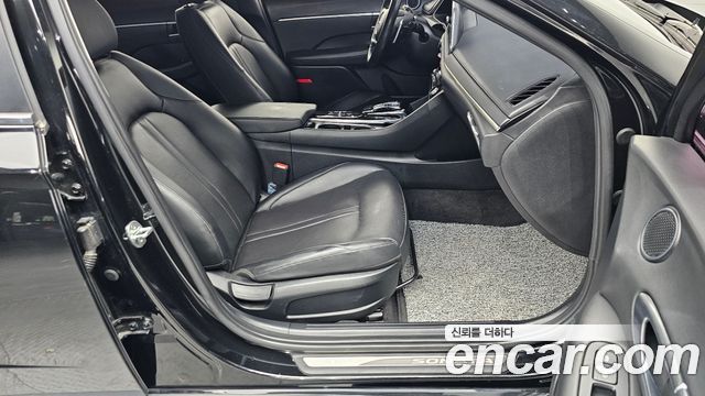 Hyundai Sonata (DN8) 2.0 Premium 2021 — фото 12