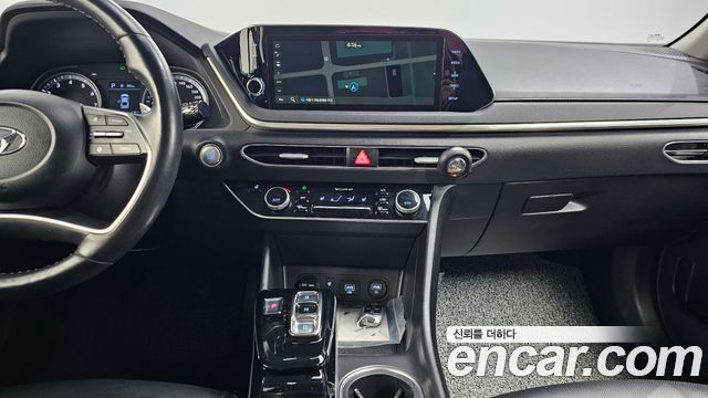 Hyundai Sonata (DN8) 2.0 Premium 2021 — фото 13
