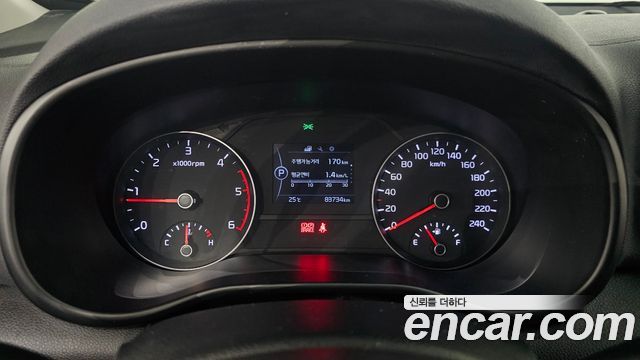 Kia Sportage (IV) Diesel 1.7 2WD Trendy 2018 — фото 8