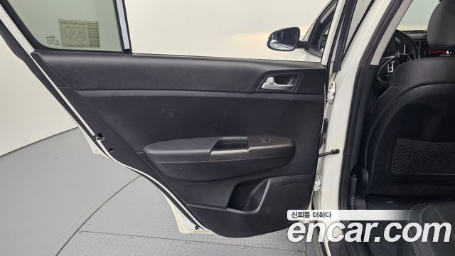 Kia Sportage (IV) Diesel 1.7 2WD Trendy 2018 — фото 25