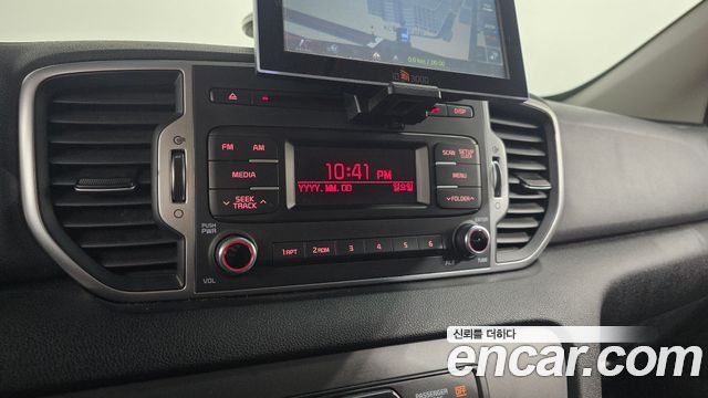 Kia Sportage (IV) Diesel 1.7 2WD Trendy 2018 — фото 30