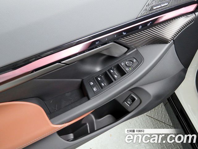BMW 5 Series (G60) 530i xDrive M Sport 2025 — фото 19