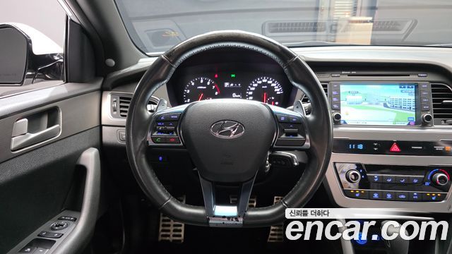 Hyundai Sonata (LF) 2.0 Turbo Smart 2016 — фото 12