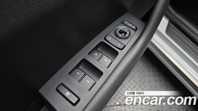 Hyundai Sonata (LF) 2.0 Turbo Smart 2016 — фото 13