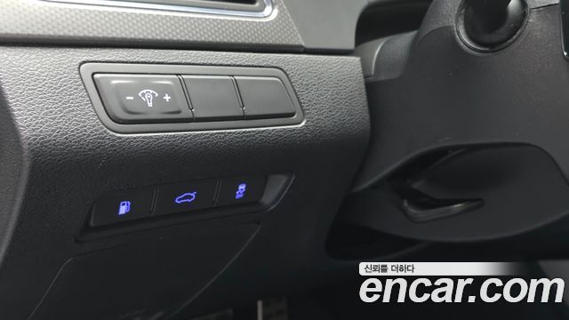 Hyundai Sonata (LF) 2.0 Turbo Smart 2016 — фото 14