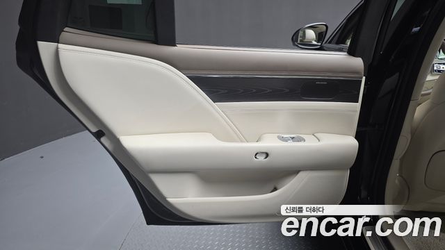 Genesis G90 (RS4) Gasoline 3.5 Turbo AWD 2023 — фото 25