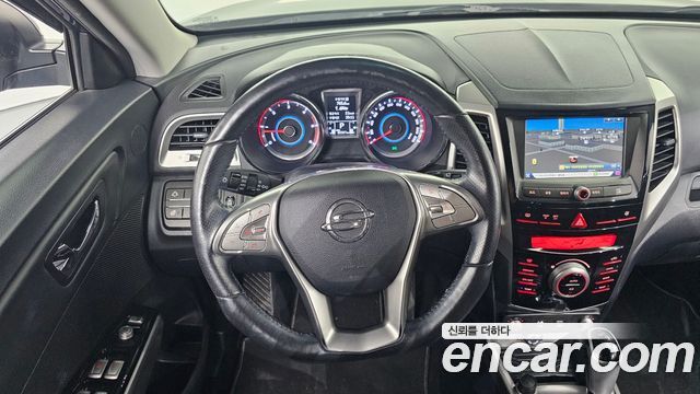 KG Mobility (SsangYong) Tivoli Diesel LX 2WD 2016 — фото 13