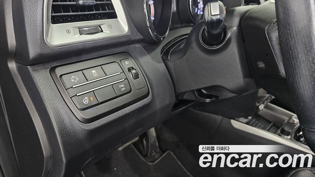 KG Mobility (SsangYong) Tivoli Diesel LX 2WD 2016 — фото 16