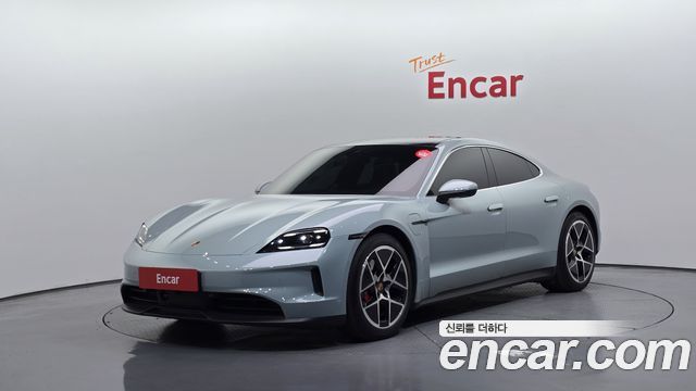 Porsche Taycan 4S